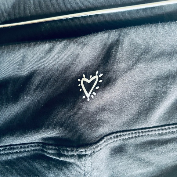 Betsey Johnson Black Performance Leggings - Picture 4 of 6